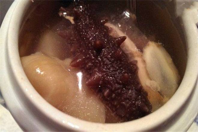 海參燉走地雞湯 Chicken Soup with Sea Cucumber
